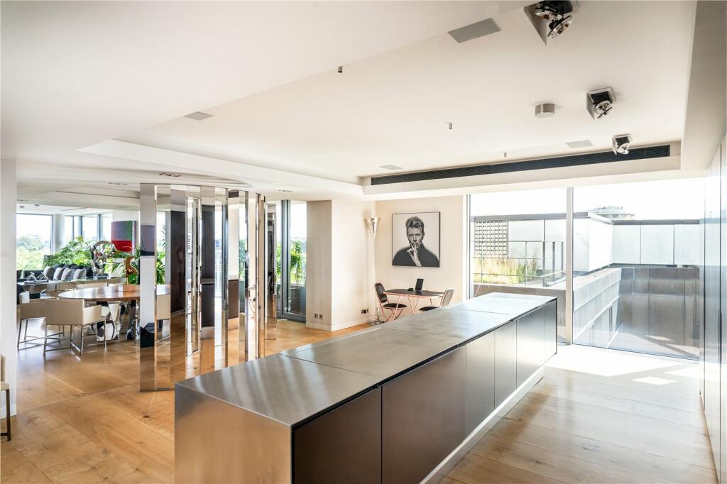 5 bedroom penthouse for sale in The Knightsbridge Apartments, 199 Knightsbridge, London, SW7